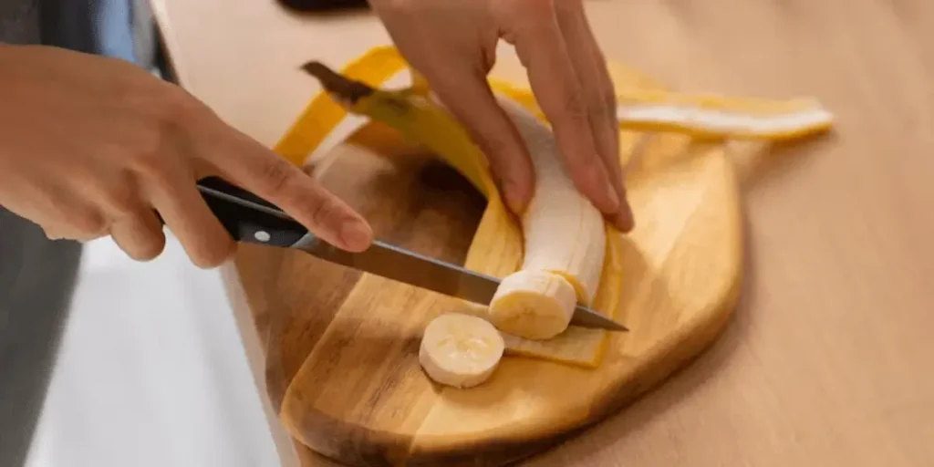 What Should I Look Out for When Feeding My Dragon Bananas